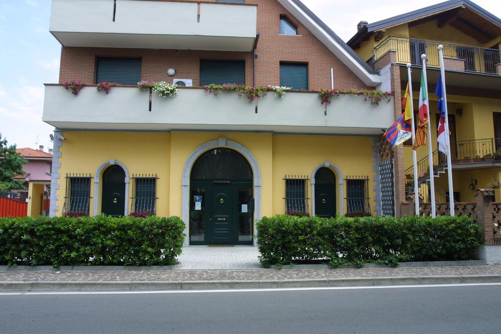 Borromeo Residenze Service S.a.s * Peschiera Borromeo